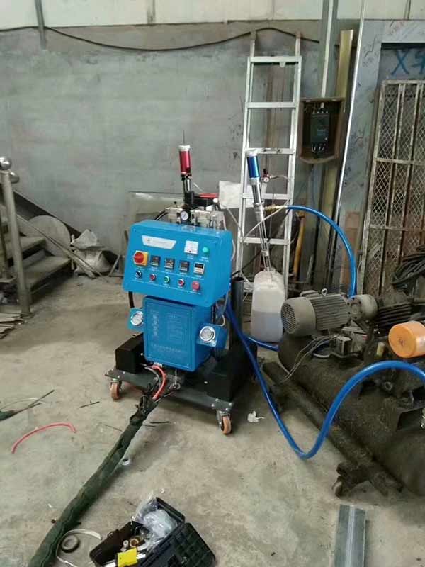 江蘇聚氨酯噴涂機(jī)