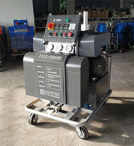 聚脲噴涂設(shè)備廠家