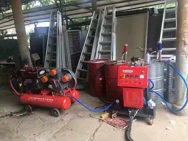 JNJX-111(d型)是什么型號(hào)聚氨酯噴涂機(jī)(圖1) JNJX-111(d型)氣動(dòng)聚氨酯噴涂機(jī)