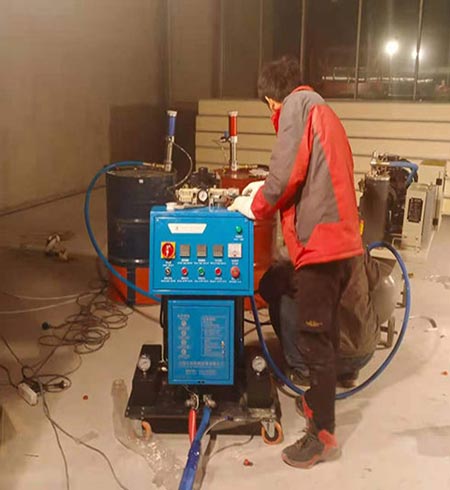 聚氨酯噴涂冷庫保溫施工案例