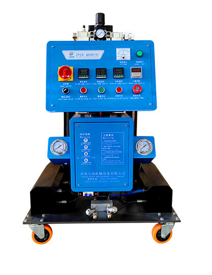 聚氨酯發(fā)泡設(shè)備JNJX-Q2600(D)(圖1)